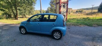 Daihatsu Sirion - 2