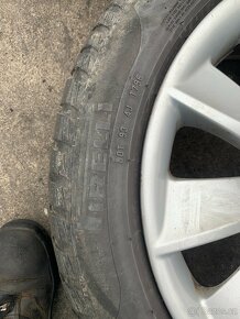 Bmw zimní kola 245/45R18 - 2