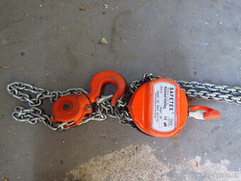 Prodám řetězový zvedák SAFETEX zvedák do 5000Kg - 2