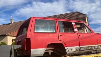 Jeep cherokee XJ 4.0 + kastle a dily - 2