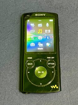 Sony NWZ-S764 – MP3 s Bluetooth, rádiem a nahráváním - 2