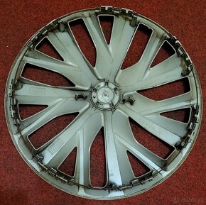 1 kus poklice Peugeot 16" - 2