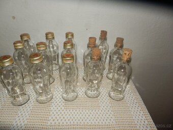 lahvičky 120ml - 17ks - 2