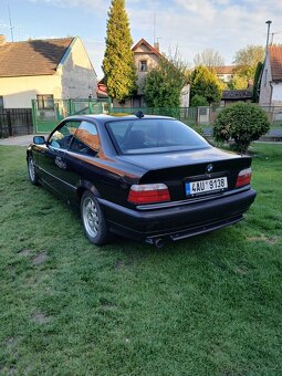Bmw e36 323i - 2