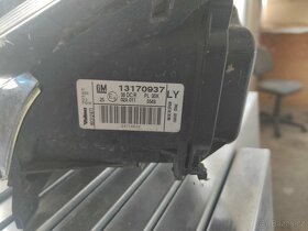 Přední světla bi-xenon Vectra C lift - 2