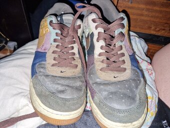 Nike Airforce Travis Scoot - 2