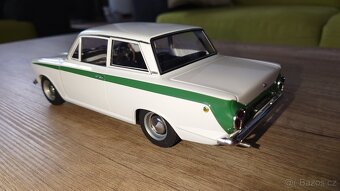 Prodej modelů AutoArt a Kyosho 1:18 - 2