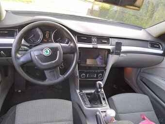 Škoda superb - 2