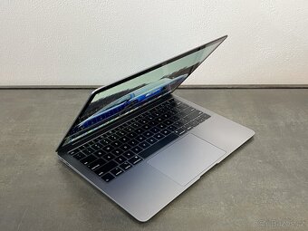 MacBook Air 13" 2018 / 128GB / i5 / SG - 2