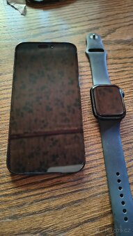 iPhone 14 pro max + Apple watch série 8 - 2