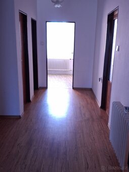Prodej nemovitosti - řadový dům - 2