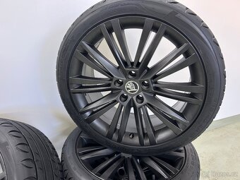 letní originál sada Škoda Superb III Canopus 19" 5x112 - 2