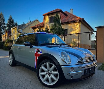 Mini Cooper 1.6i • British Edition • alu R17 • - 2