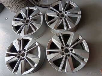 sadu al disku 17" SCUTUS, ORIGINAL SKODA KAROQ model 2024 - 2