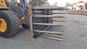 Rozhrnovač siláže - 2