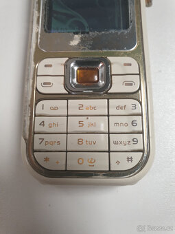 Nokia 7360 - 2