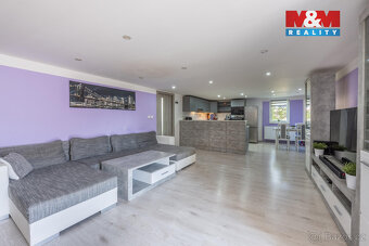 Prodej rodinného domu, 342 m², Mšec, ul. Důrasova - 2