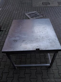Nerezový stůl - 2