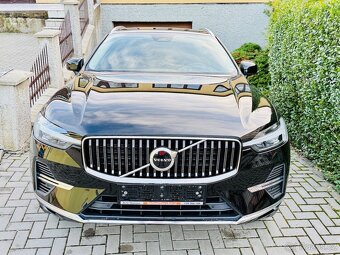 Volvo XC60 T6 257kW Inscription 4x4 NYNÍ PO SERVISE ČR 2022 - 2
