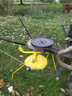 Obraceč sena Jikov - 2