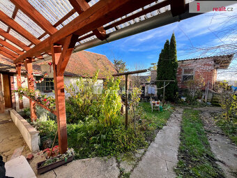 Prodej rodinného domu 3+1 v obci Vážany u Uherského Hradiště - 2