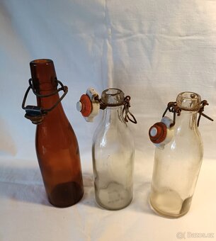 Staré láhve od limonády, sodovky - 2