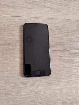Apple iPhone 7 32GB, 100% baterie - 2