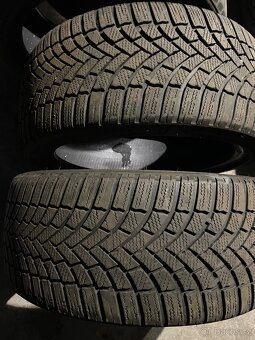 Zimní pneu 225/40/18 Bridgestone - 2