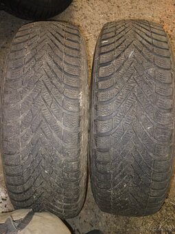 Zimní pneumatiky 195/65 R15 - 2