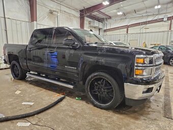 Chevrolet Silverado 5.3 V8 - díly - 2