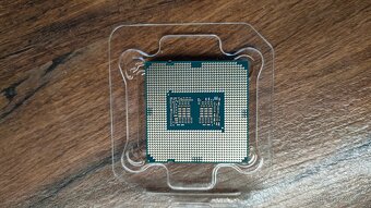 Intel Core i7-10700F - 2