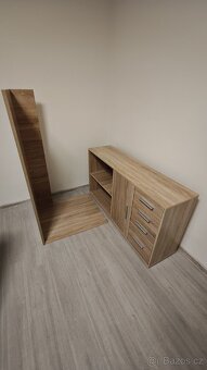 Prodám rohový psací stůl - 2