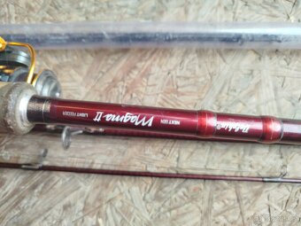 Feederovy prut s navijákem - 2
