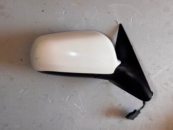 Pravé zrcátko Octavia 1 - 2