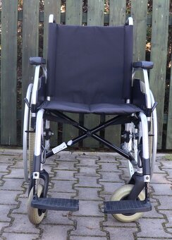 060-Mechanický invalidní vozík Meyra. - 2