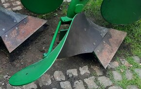 Sháním na Roudnicky pluh Odhrnovací desky,,, typ 1-5851-0073 - 2