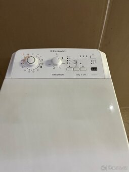 Pračka Electrolux horní plnění - 2
