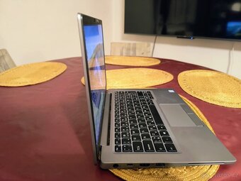 Dell Latutide 7300 - Dotykový monitor - 2