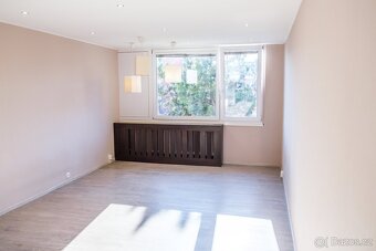 Příjemné 2+kk 51 m2 kousek od metra Háje a blízko přírody - 2