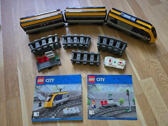 LEGO® City 60197 Osobní vlak - 2