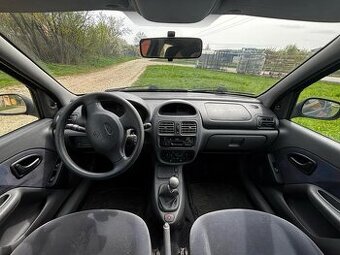 Renault Clio - 1 390 cm³, 55 kW / 74 PS, nové zimní pneu - 2