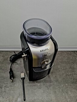 mlýnek Krups GVX242 - 2