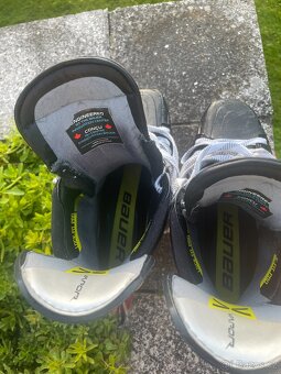 Hokejové brusle Bauer Hyperlite 2 - 2