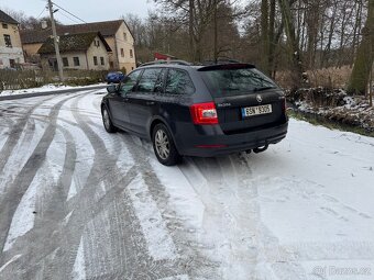 Škoda Octavia 1.6 TDI DSG Ambiente - 2