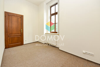 Pronájem kanceláře 24 m², Beroun - 2