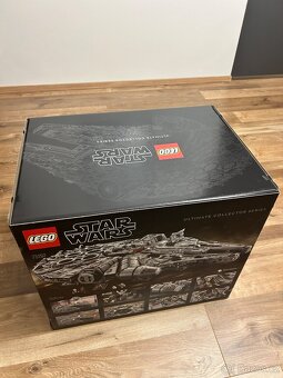 LEGO Star Wars Millennium Falcon 75192 - 2