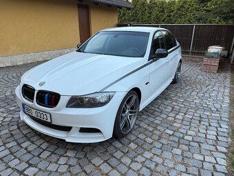 BMW 320i e90 sport packet 140000km Nové CZ - 2