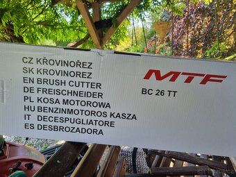 Křovinořez - 2