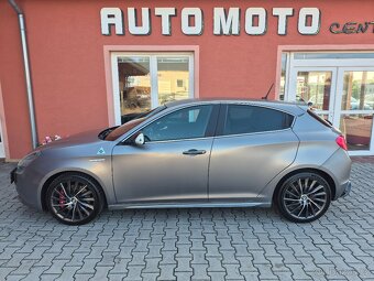 Alfa Romeo Giulietta 1.75 Turbo Quadrifoglio Verde - 2