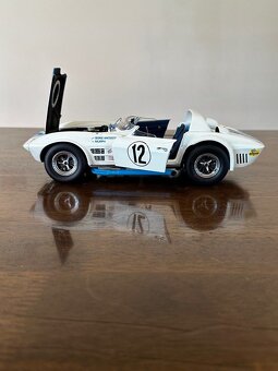1/18 Exoto Chevrolet Corvette Grand Sport Roadster White - 2